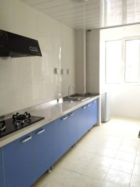 小面积厨房橱柜 蓝色橱柜装修效果图片