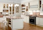 2023经典欧式别墅厨房整体橱柜装修效果图片
