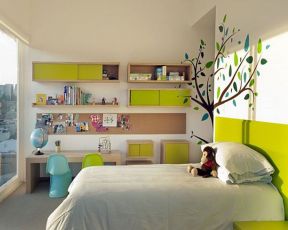 儿童房室内设计书柜和书桌组合