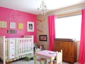 女生小卧室 粉色窗帘装修效果图片