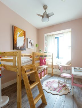 温馨儿童房 纯色壁纸装修效果图片