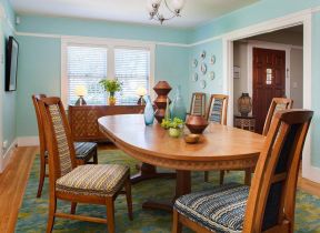 别墅美式乡村风格 实木餐桌装修效果图片
