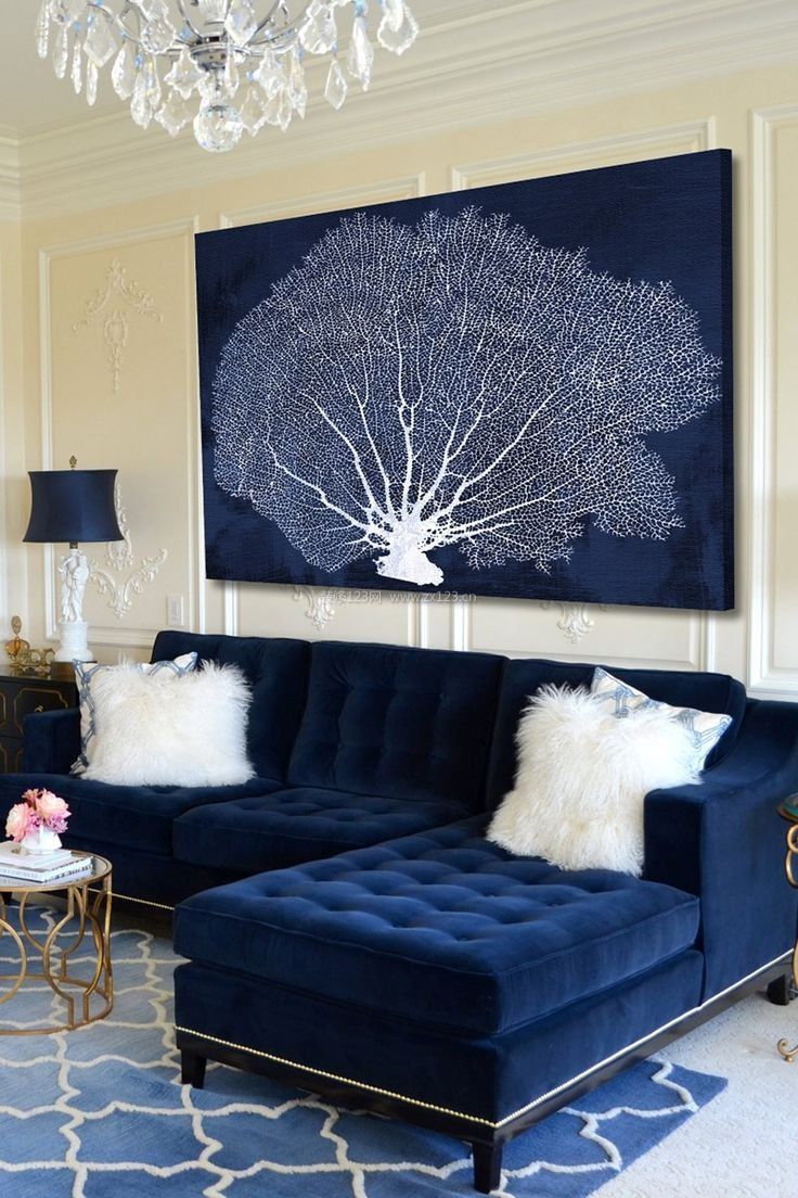 深蓝色沙发背景墙面装饰装修效果图片