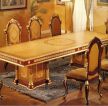 欧式风格古典实木餐桌 