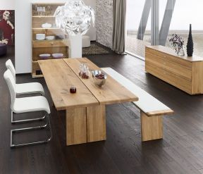 欧式实木餐桌 简约式风格