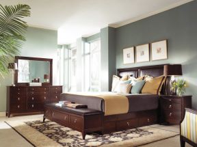 36平小户型卧室收纳床松木家具欣赏