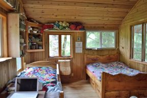 松木卧室家具 木屋图片