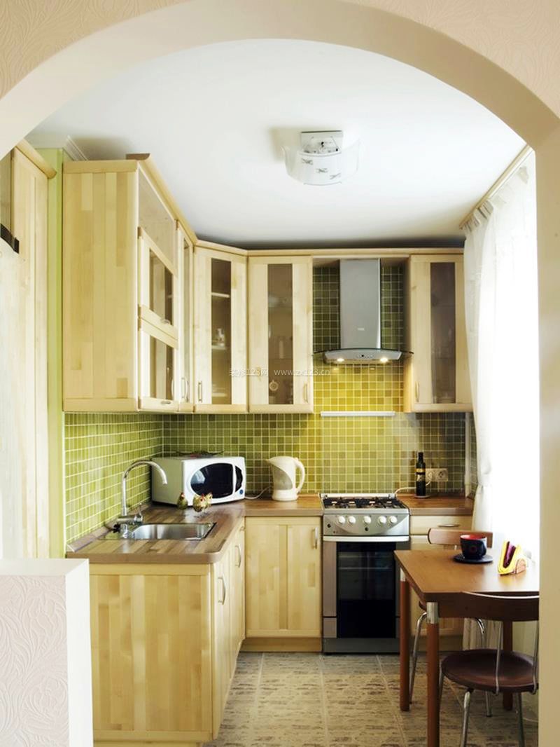 小户型70平米两室一厅小厨房装饰设计
