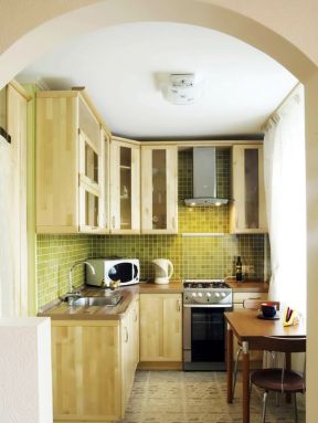 70平米两室一厅小厨房装饰 小户型厨房设计