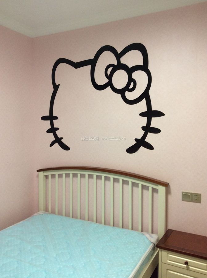 现代卧室装修效果图 背景墙贴纸装修效果图片