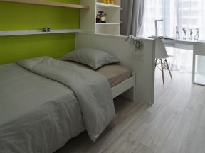 小户型卧室单人床装修效果图片