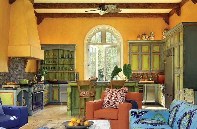 90平地中海风格整体厨房颜色