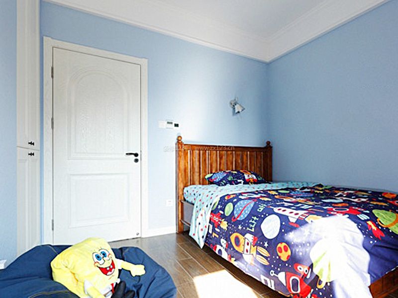 小男孩儿童房卧室家居装修图片
