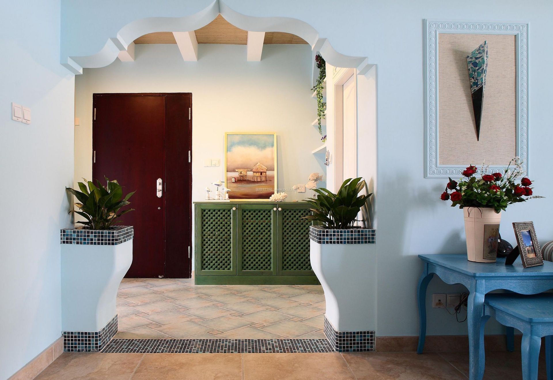 蓝白地中海房屋室内装饰门洞设计图
