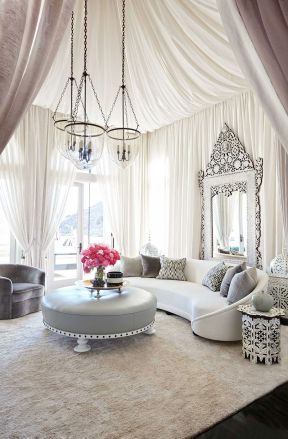 新古典风格客厅装修效果图 白色窗帘装修效果图片