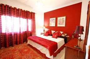 家居卧室设计图片大全 红色窗帘装修效果图片
