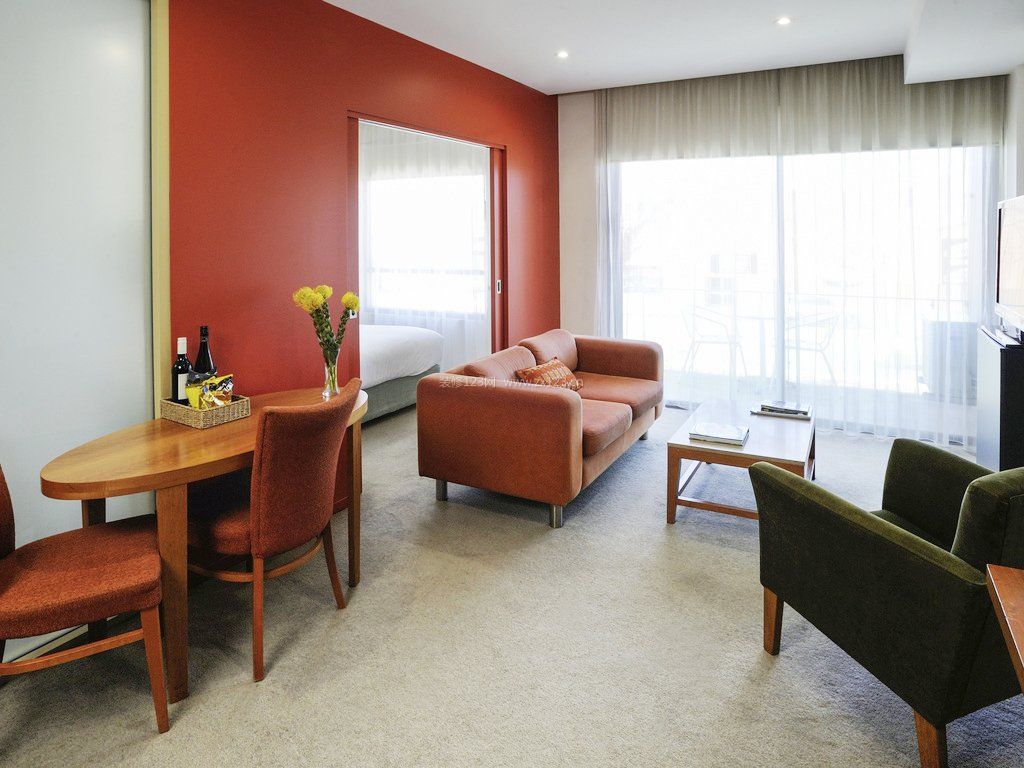 2室2厅小户客厅沙发颜色搭配