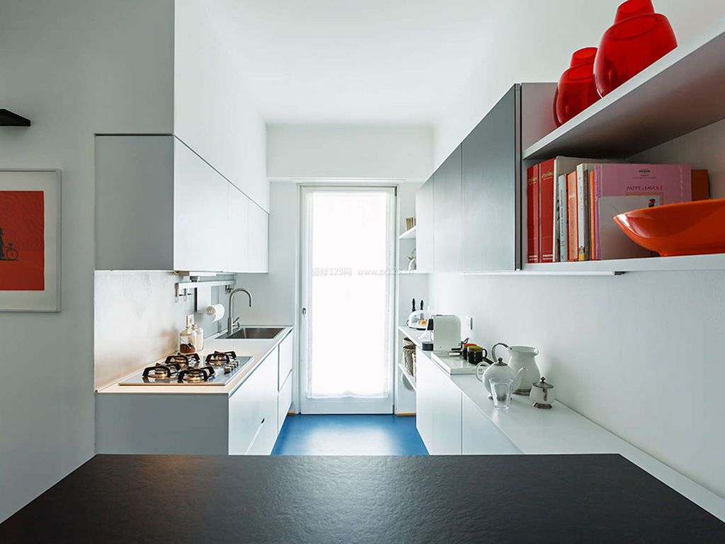 白色现代简约风格开放厨房装修效果图