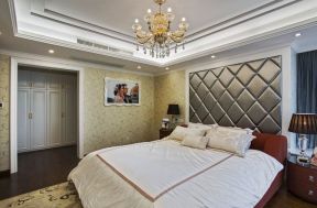 纯欧式卧室装修效果图 床头软包背景墙装修效果图