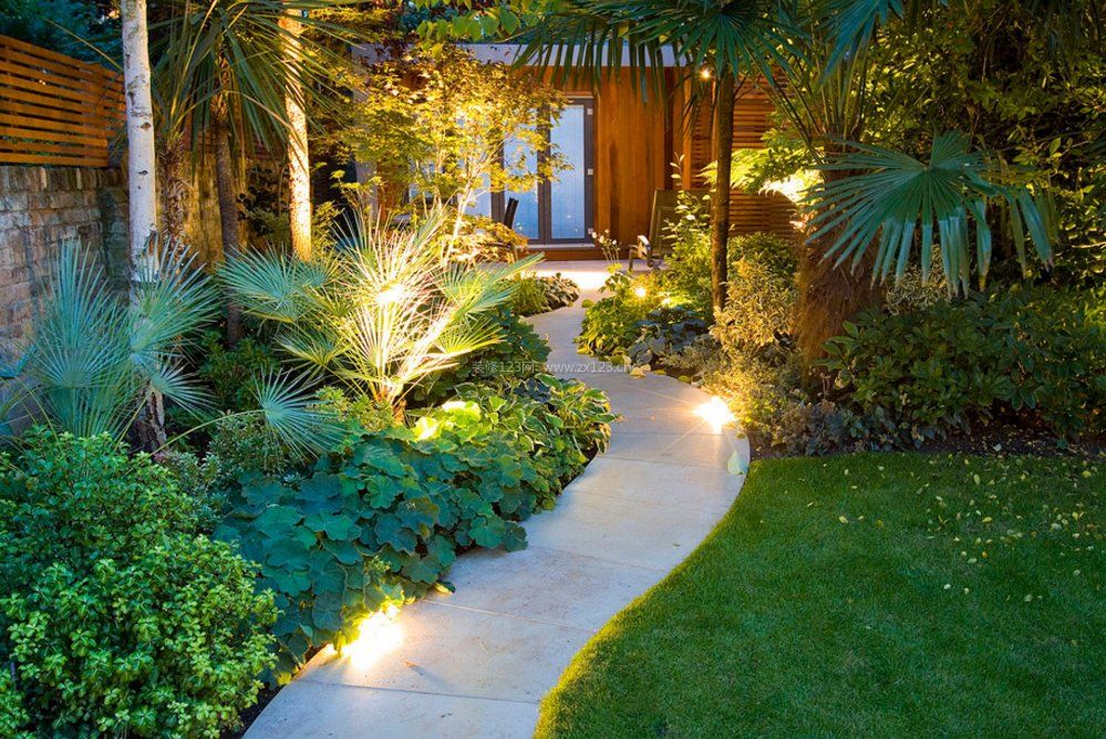 别墅花园灯光设计实景效果图