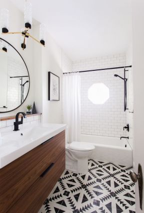 家庭室内厕所瓷砖装修效果图2023图片