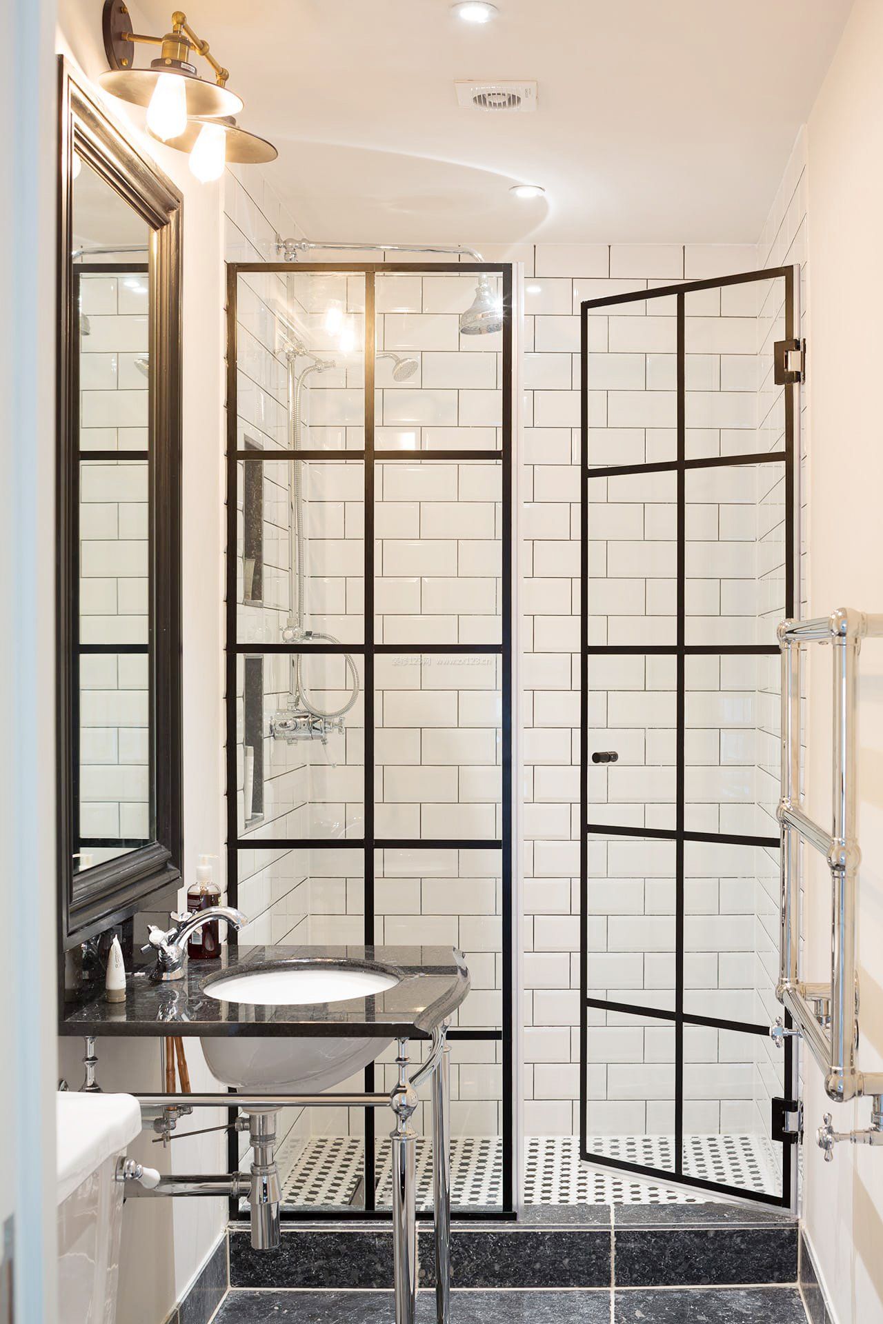 黑白现代简约浴室门装修效果图
