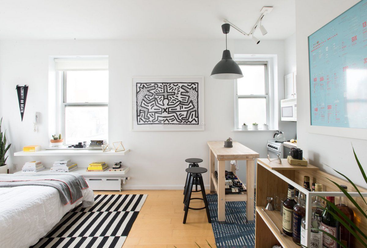 单身公寓小餐桌装修设计效果图片