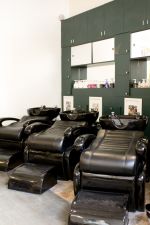 现代美容美发店面室内装修设计效果图片