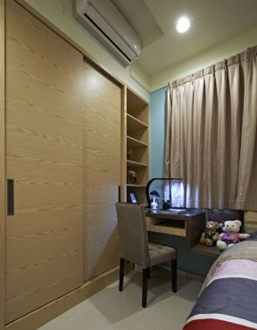 兩室一廳房子裝修圖片 臥室衣柜裝修效果圖