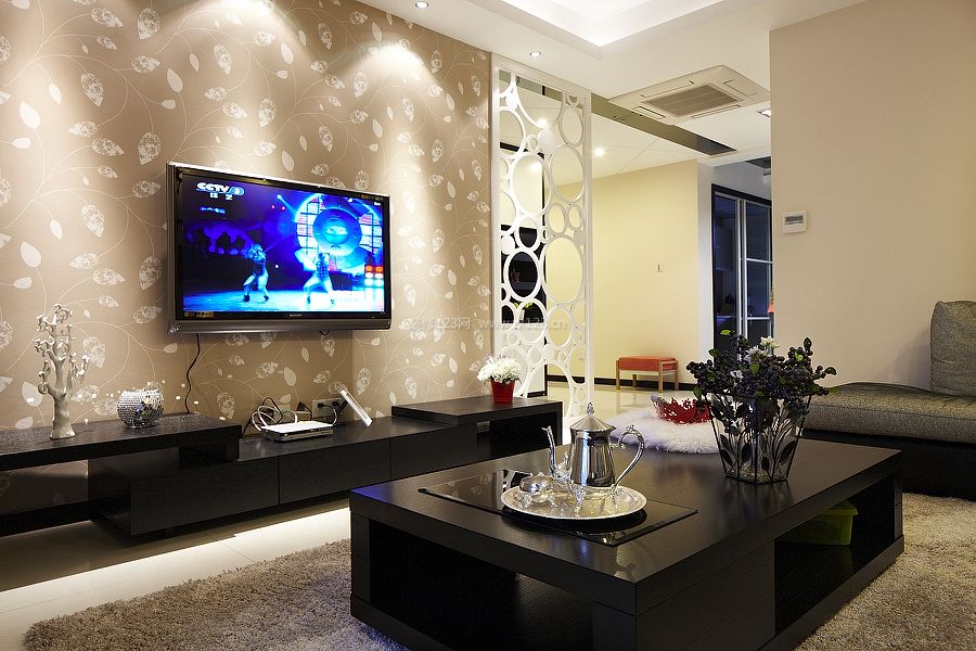 现代家居客厅壁纸电视背景墙装修效果图