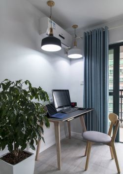 小卧室电脑桌设计摆放效果图片