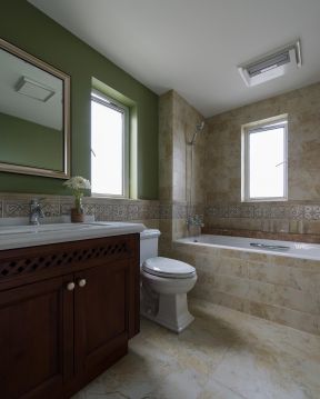 美式卫生间带浴缸装修效果图片