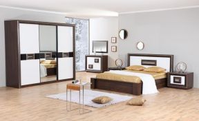 长方形的现代家装卧室设计摆放床图2023