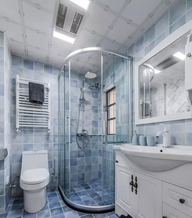 2020简约家庭卫生间装修图片 2020玻璃淋浴房设计