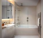 现代浴室白色浴缸装修效果图片