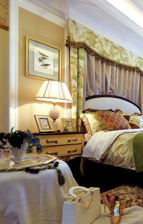 2023美式温馨可爱卧室床缦装修效果图片案列