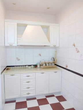家庭小厨房设计图片 厨房地砖颜色