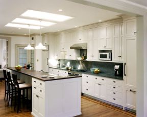 开放式厨房装修风格 2020欧式家居厨房整体装修