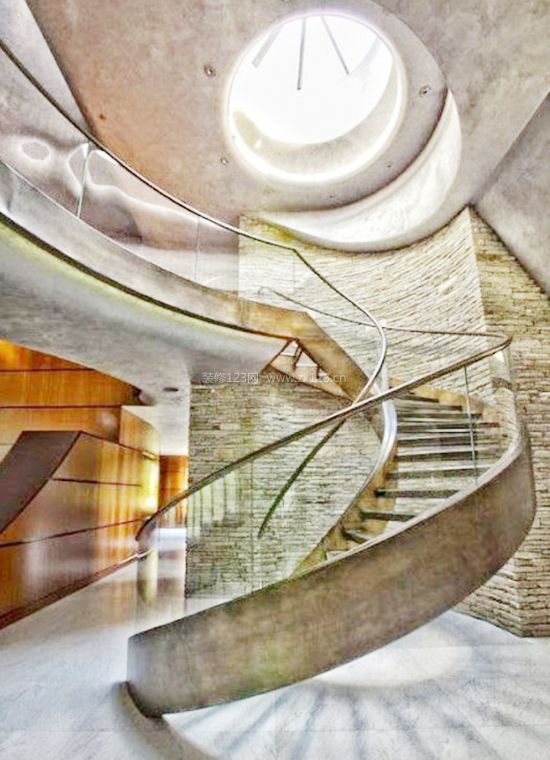 复式楼梯玻璃扶手创意设计效果图