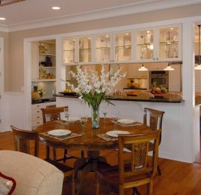 开放式厨房客厅和餐厅装修效果图