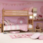 女生粉色小房间实木高低床装修