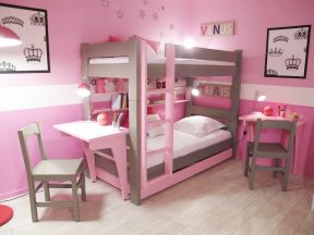 女生粉色房间家具摆放装修效果图