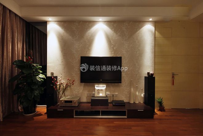融創(chuàng)伊頓莊園現(xiàn)代風(fēng)格簡約電視墻設(shè)計效果圖片