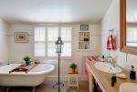 欧式风格家庭浴室装修毛巾架图片