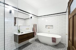 简约欧式大户型浴室洗面盆图片