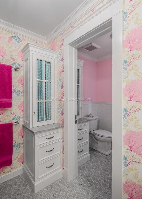 2023年家装粉色卫生间图片欣赏