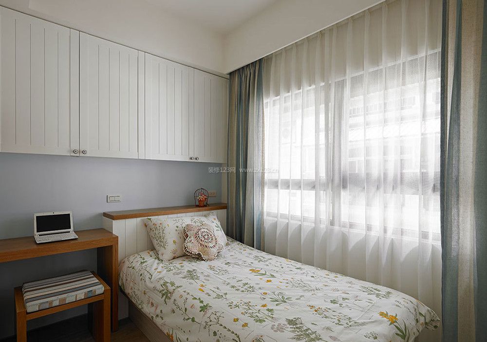 2023美式地中海8平米卧室装修图片