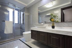 2023家庭整体浴室台盆柜设计图片