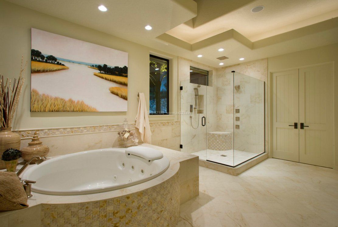 2017别墅浴室装修设计简约圆形浴缸图片