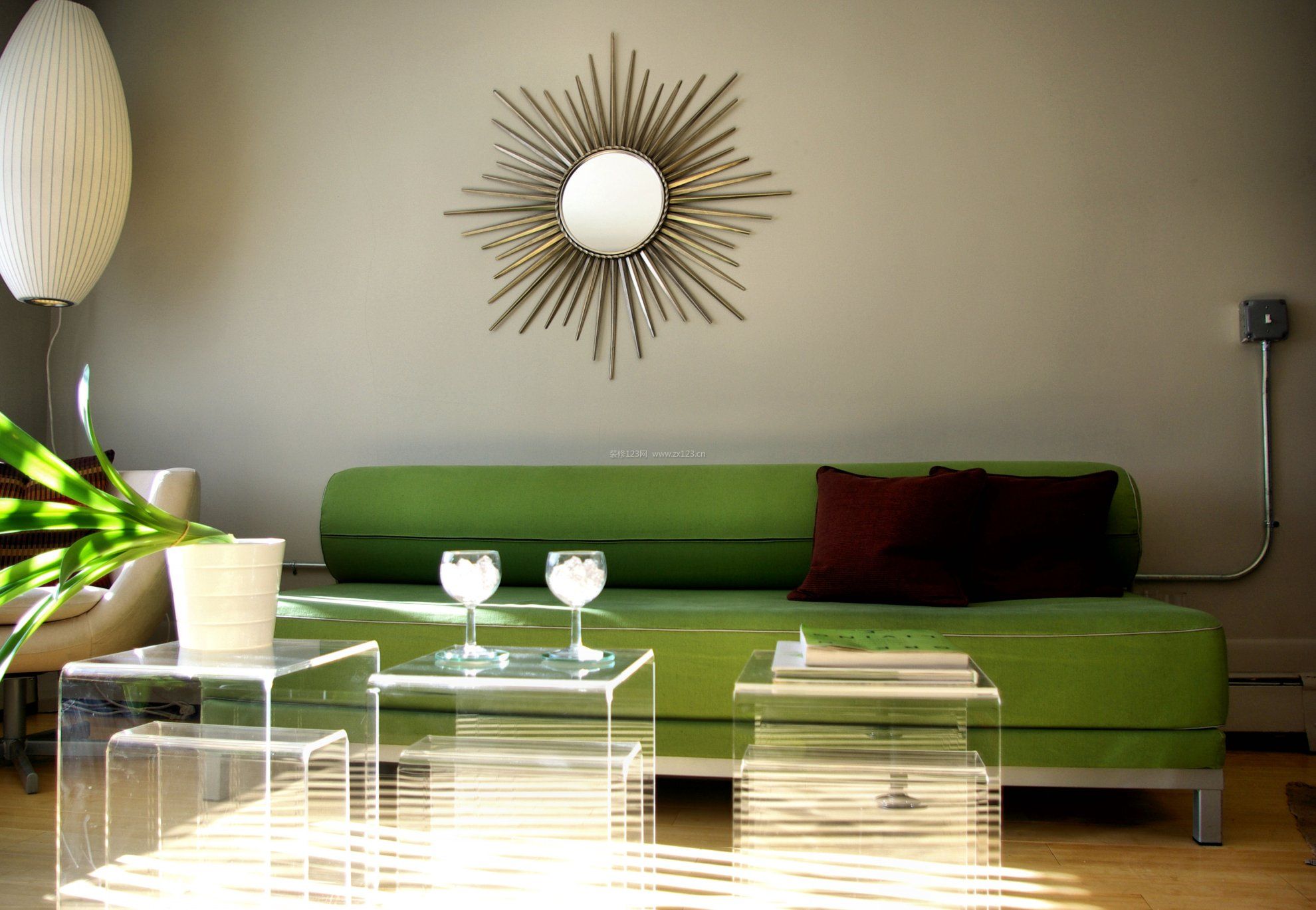 2017现代客厅装修绿色家居沙发图片